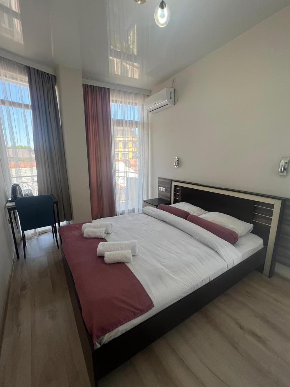 Mahali Hotel Batumi Exteriör bild